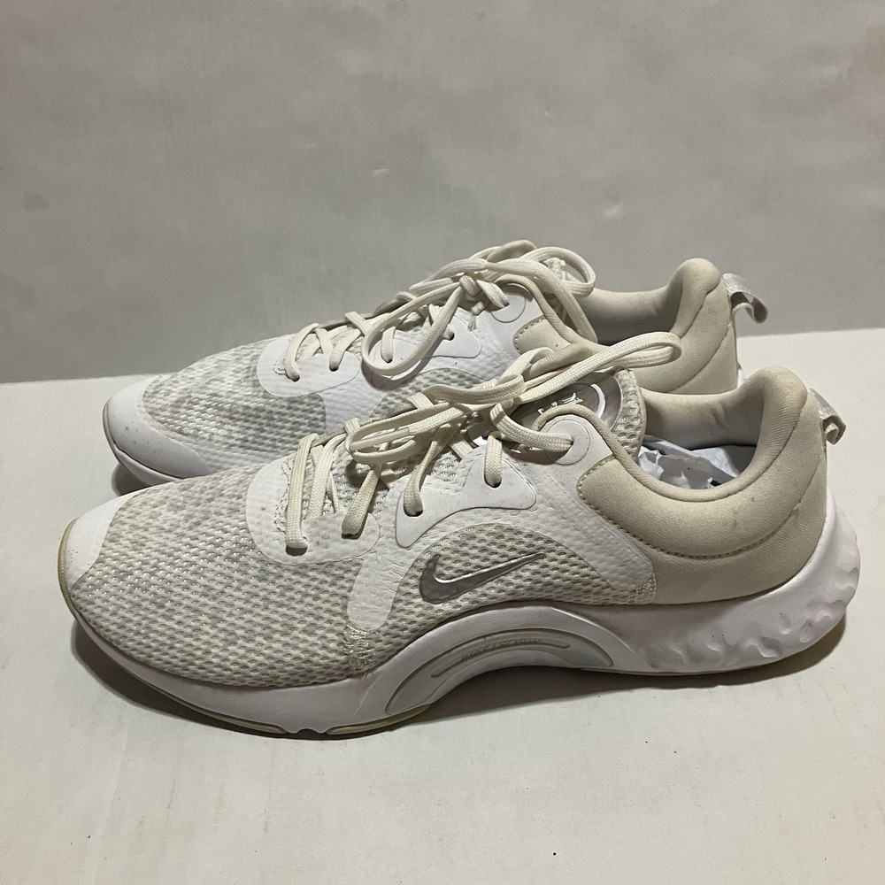 Nike Womens Renew In Season TR 11 DA1349-101 White Running Shoes Sneakers Sz 8.5